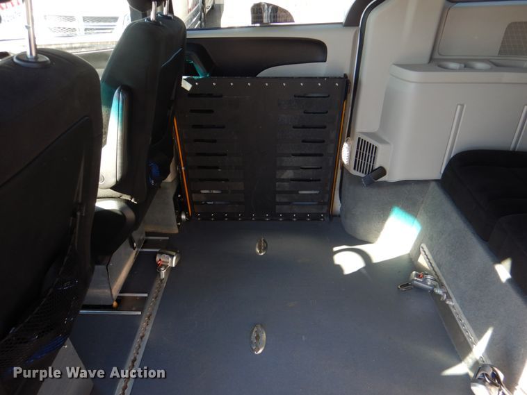 image for item JD9446 2016 Dodge Grand Caravan  handicap accessible van