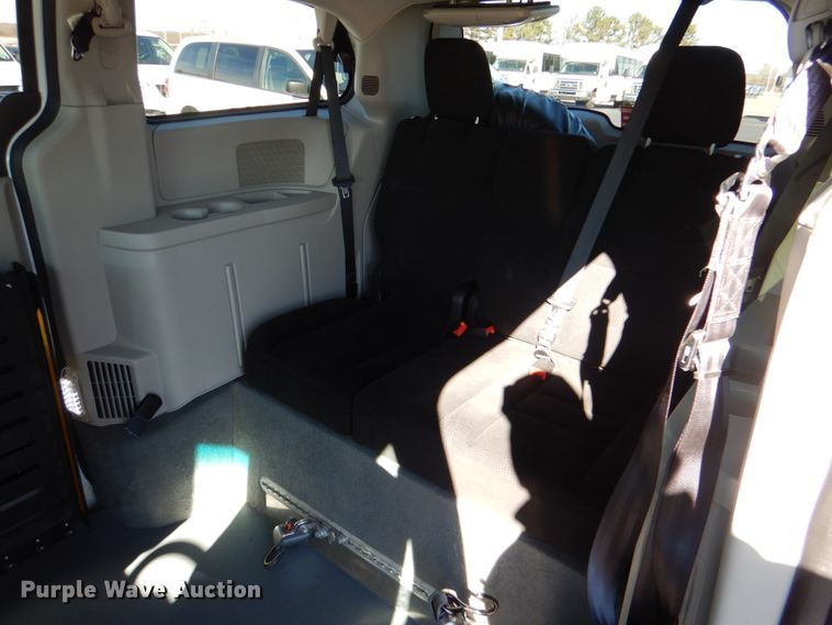 image for item JD9446 2016 Dodge Grand Caravan  handicap accessible van