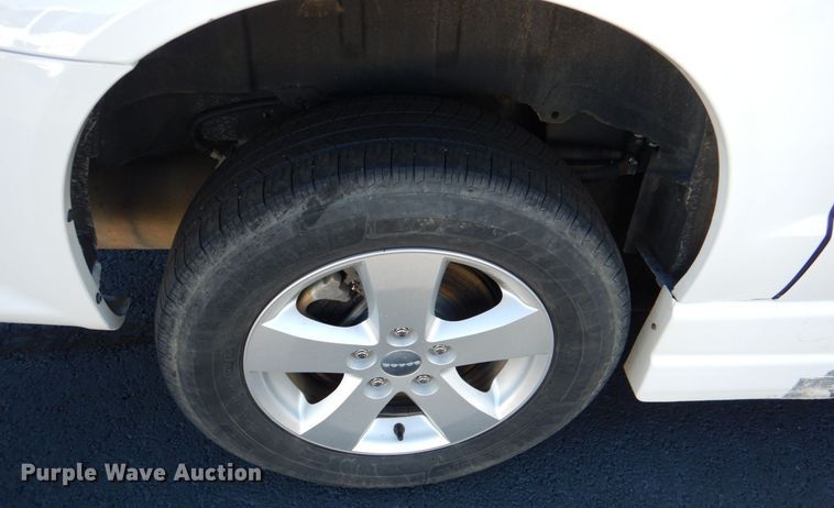 image for item JD9446 2016 Dodge Grand Caravan  handicap accessible van