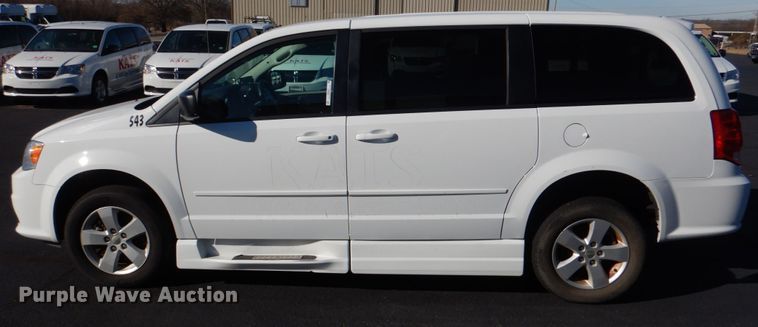 image for item JD9447 2016 Dodge Grand Caravan  handicap accessible van