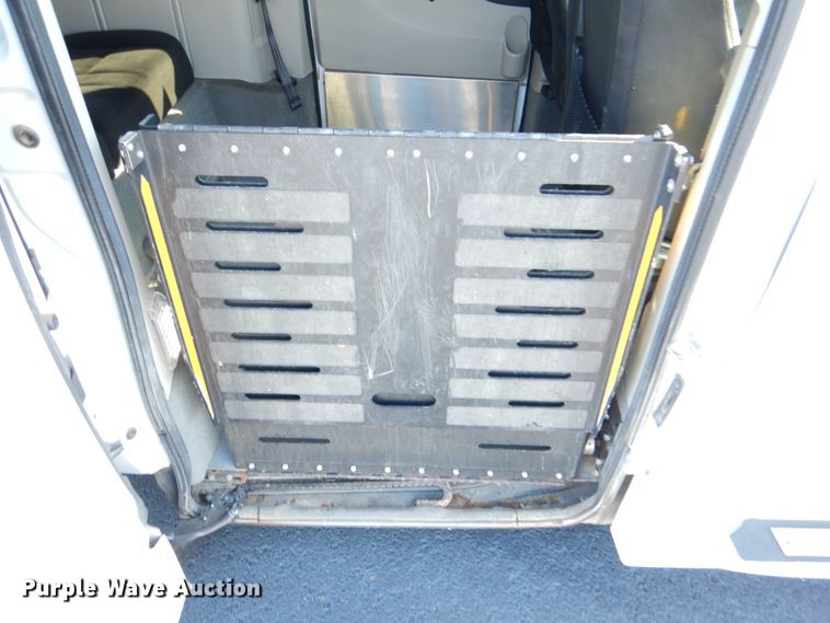 image for item JD9447 2016 Dodge Grand Caravan  handicap accessible van