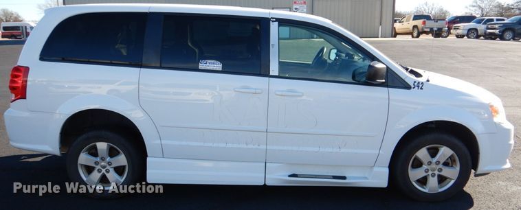 image for item JD9448 2016 Dodge Grand Caravan  handicap accessible van