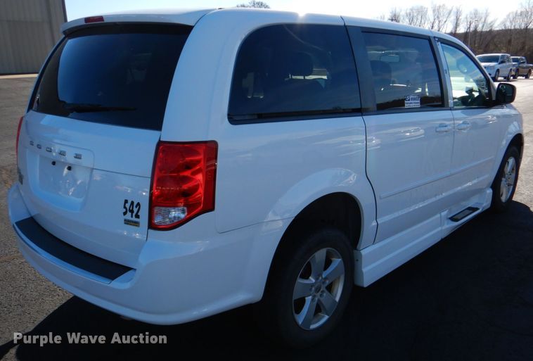 image for item JD9448 2016 Dodge Grand Caravan  handicap accessible van