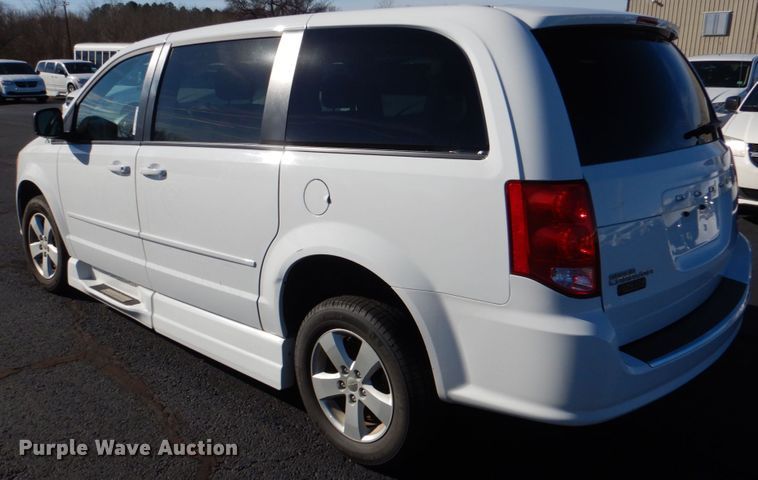 image for item JD9448 2016 Dodge Grand Caravan  handicap accessible van