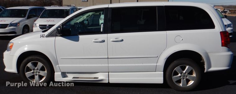 image for item JD9448 2016 Dodge Grand Caravan  handicap accessible van