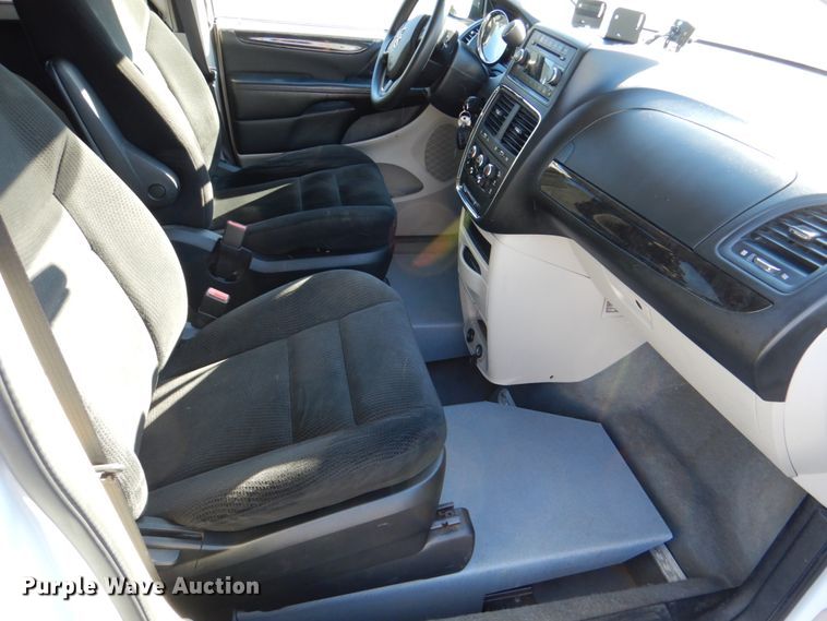 image for item JD9448 2016 Dodge Grand Caravan  handicap accessible van