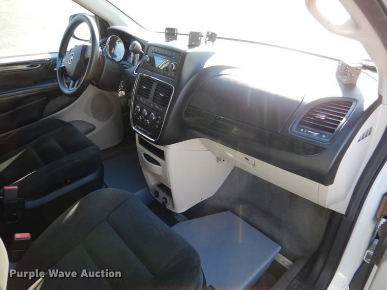 image for item JD9448 2016 Dodge Grand Caravan  handicap accessible van