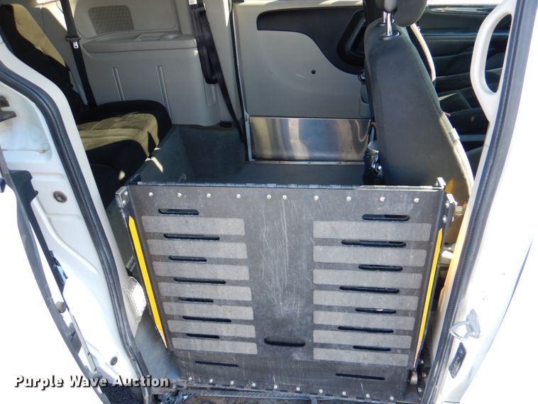 image for item JD9448 2016 Dodge Grand Caravan  handicap accessible van