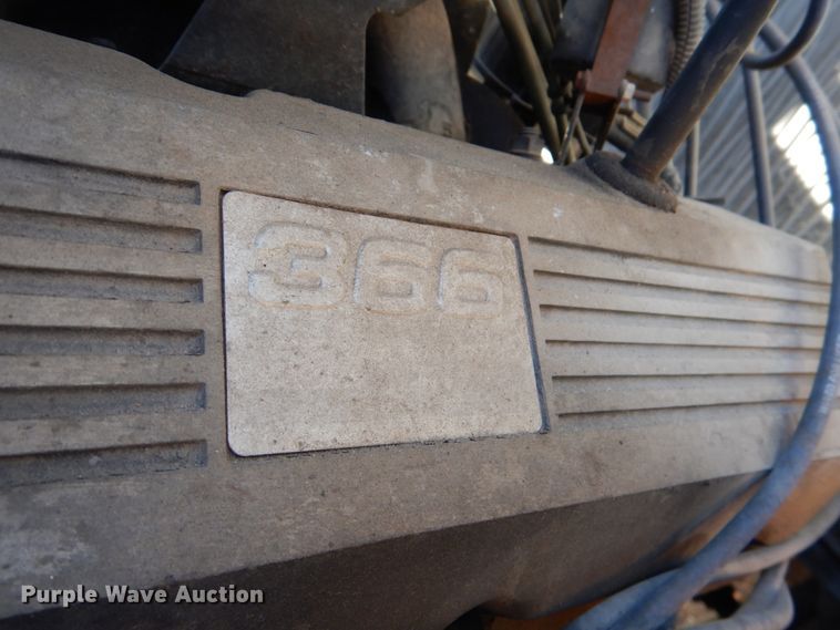 image for item JD9538 1993 Chevrolet B7  school bus