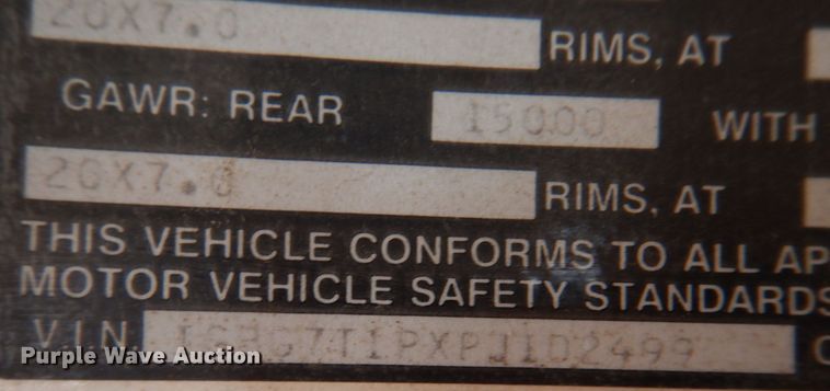 image for item JD9538 1993 Chevrolet B7  school bus