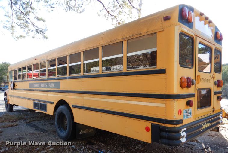 image for item JD9539 1999 International 3800  school bus