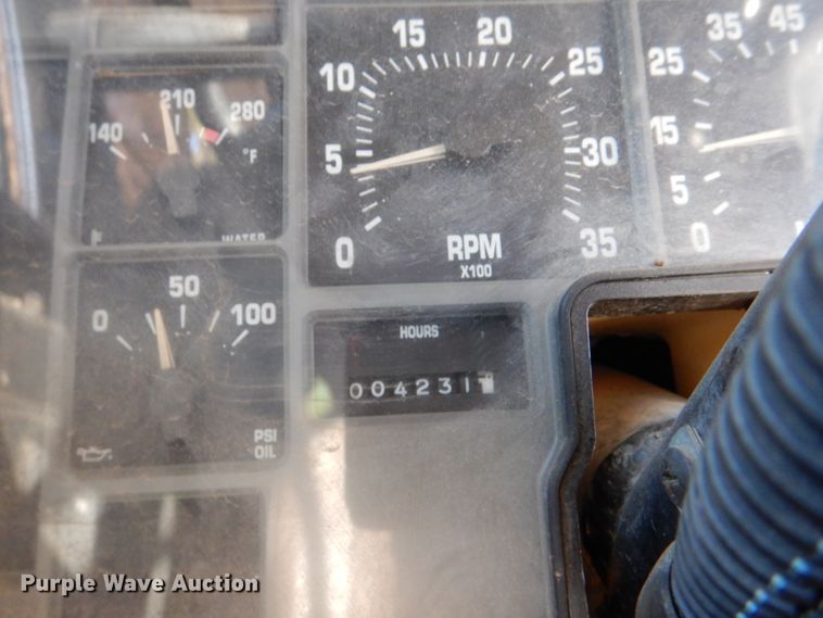 image for item JD9539 1999 International 3800  school bus