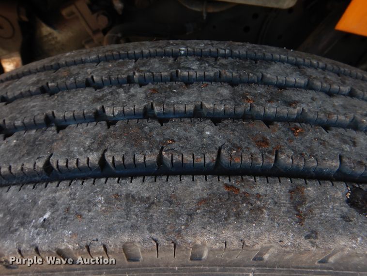 image for item JD9539 1999 International 3800  school bus