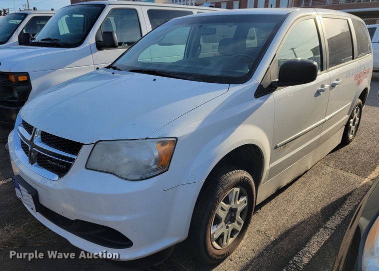 image for item JE9106 2011 Dodge Grand Caravan  handicap accessible van