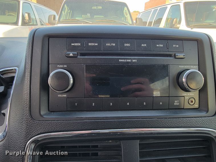 image for item JE9106 2011 Dodge Grand Caravan  handicap accessible van