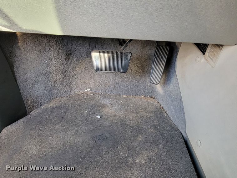 image for item JE9106 2011 Dodge Grand Caravan  handicap accessible van