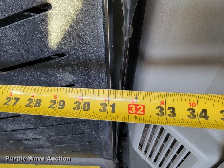 image for item JE9106 2011 Dodge Grand Caravan  handicap accessible van