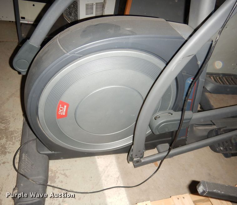 image for item JE9698 Freemotion step glider