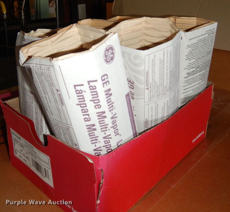 image for item JE9705 Light fixtures