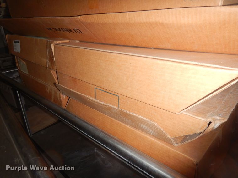 image for item JE9705 Light fixtures