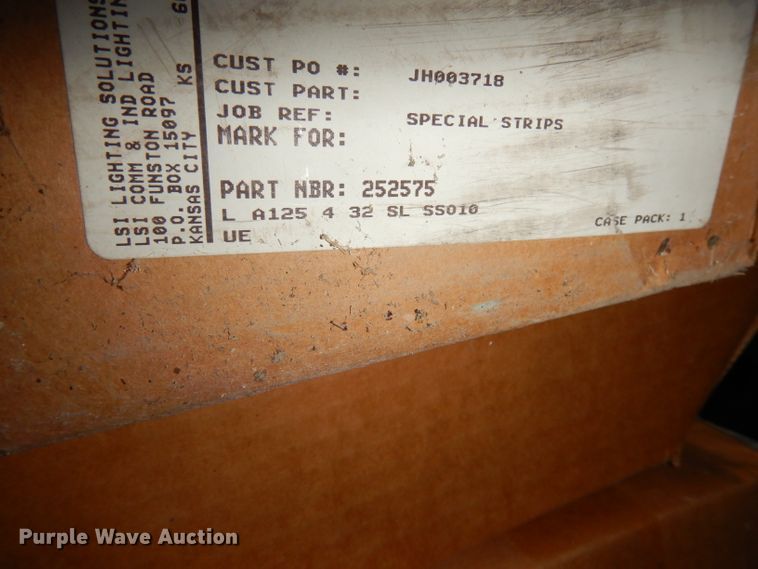 image for item JE9705 Light fixtures