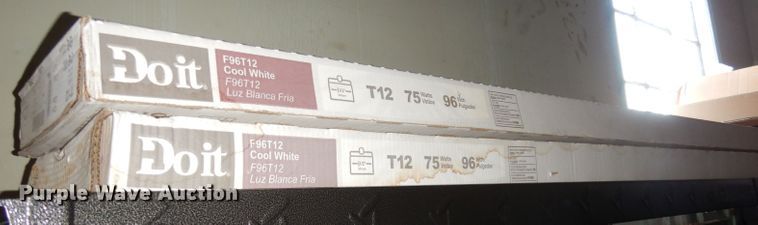 image for item JE9705 Light fixtures