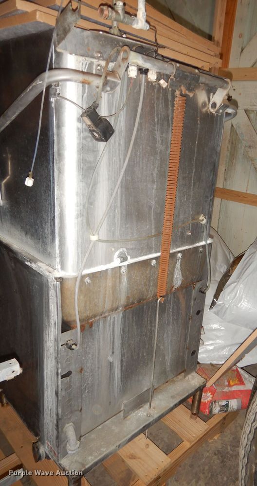 image for item JE9709 Hobart dishwasher