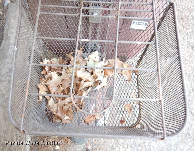 image for item JE9737 2001 Yamaha Vino  moped