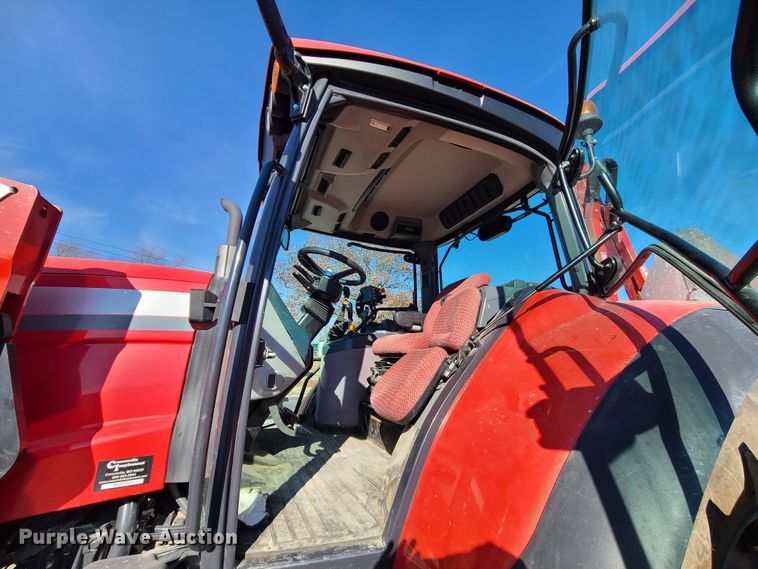 image for item JG9241 2014 McCormick TTX230  MFWD tractor