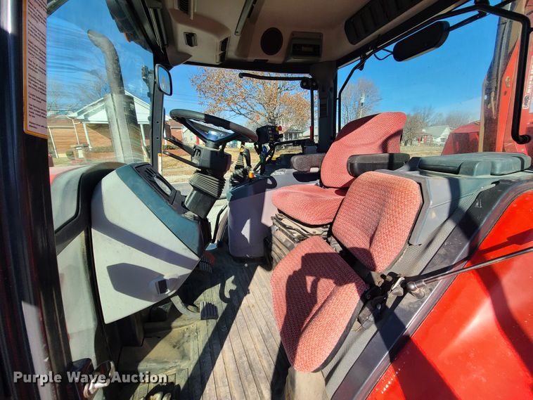 image for item JG9241 2014 McCormick TTX230  MFWD tractor