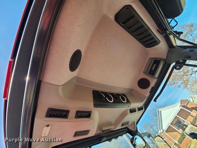 image for item JG9241 2014 McCormick TTX230  MFWD tractor