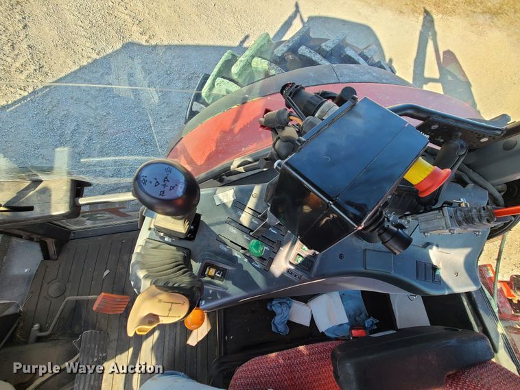 image for item JG9241 2014 McCormick TTX230  MFWD tractor