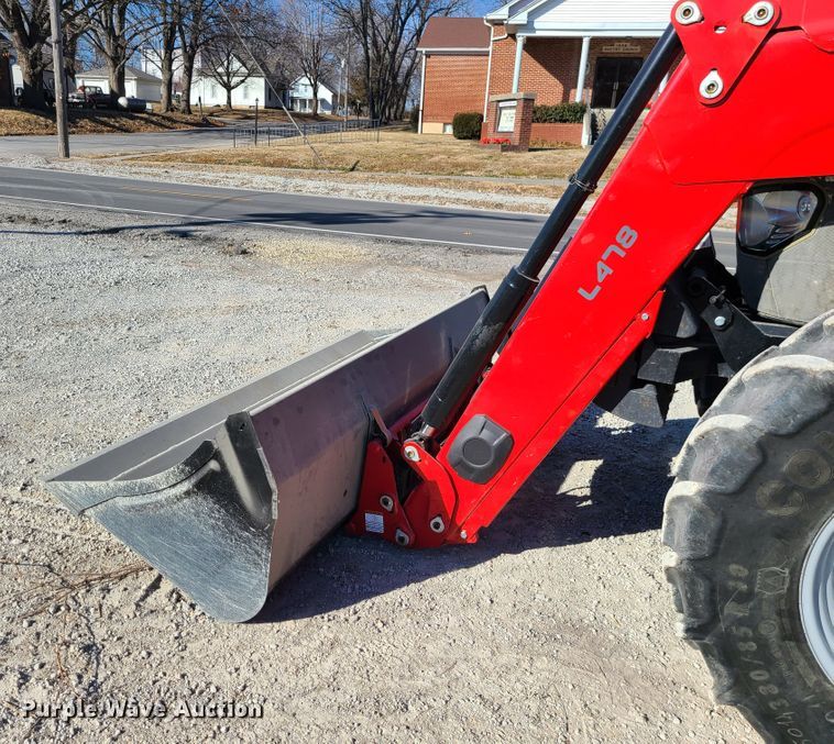 image for item JG9241 2014 McCormick TTX230  MFWD tractor