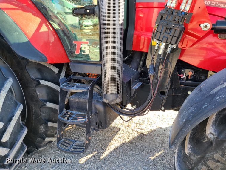 image for item JG9241 2014 McCormick TTX230  MFWD tractor