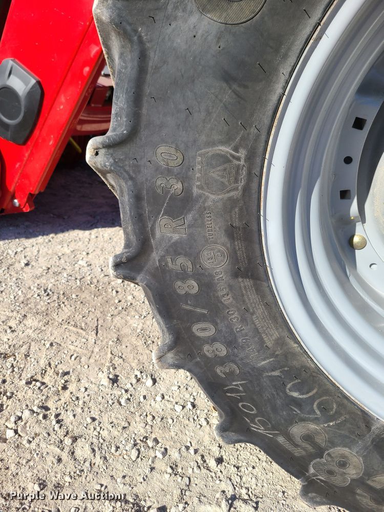 image for item JG9241 2014 McCormick TTX230  MFWD tractor