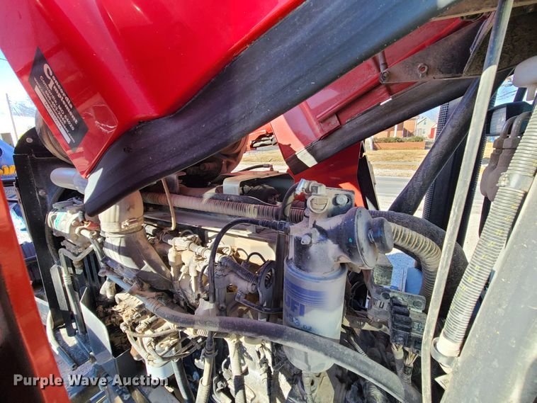 image for item JG9241 2014 McCormick TTX230  MFWD tractor