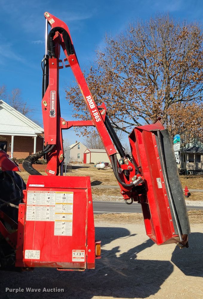 image for item JG9242 2015 Bush Hog RMB1865  side boom rotary mower