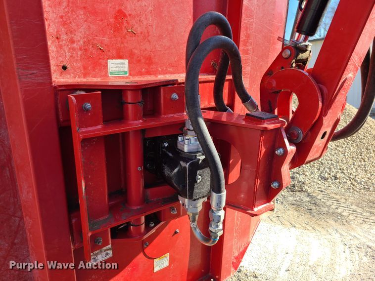 image for item JG9242 2015 Bush Hog RMB1865  side boom rotary mower