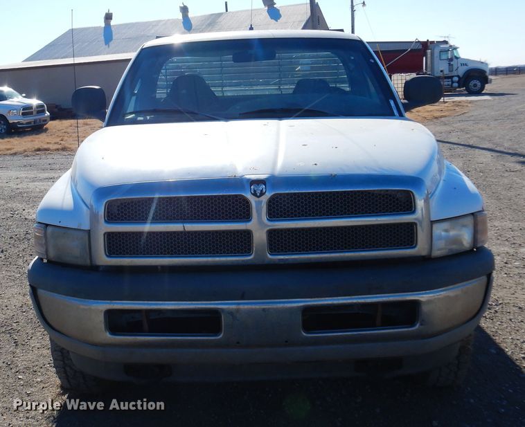 image for item JJ9695 1999 Dodge Ram 1500  pickup truck