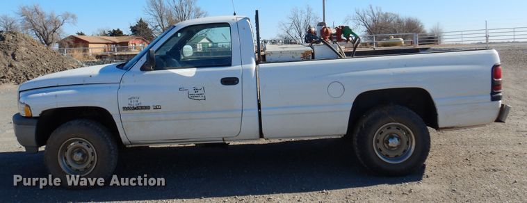 image for item JJ9695 1999 Dodge Ram 1500  pickup truck