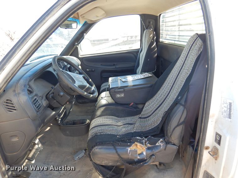 image for item JJ9695 1999 Dodge Ram 1500  pickup truck