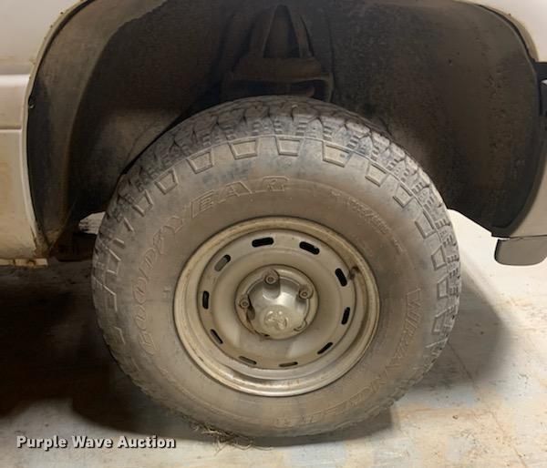 image for item JJ9695 1999 Dodge Ram 1500  pickup truck