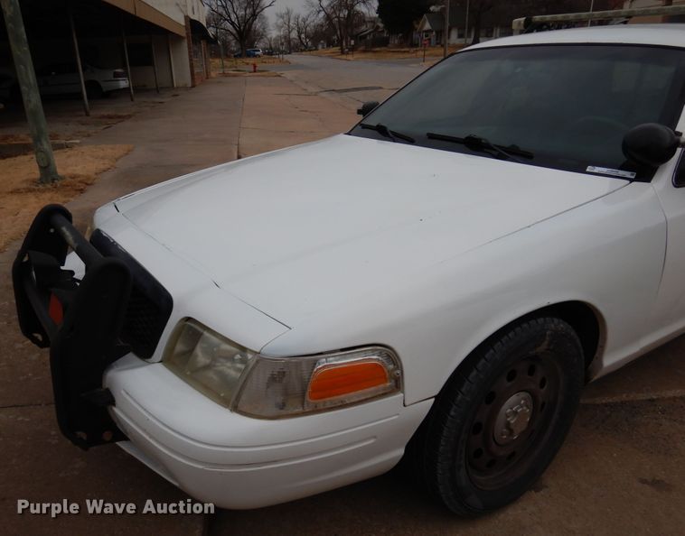 image for item JJ9698 2009 Ford Crown Victoria Police Interceptor