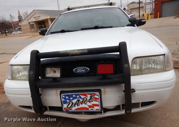 image for item JJ9698 2009 Ford Crown Victoria Police Interceptor
