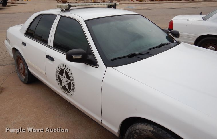 image for item JJ9698 2009 Ford Crown Victoria Police Interceptor
