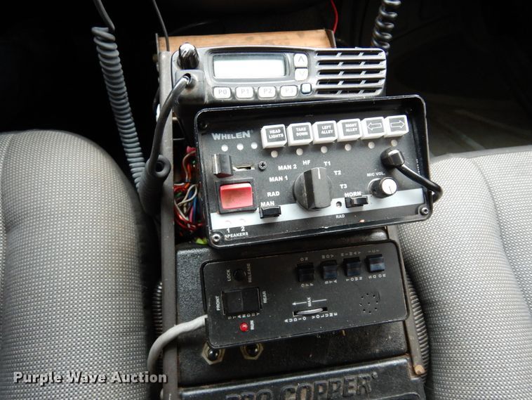 image for item JJ9698 2009 Ford Crown Victoria Police Interceptor