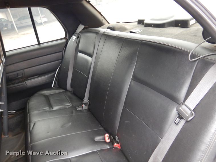 image for item JJ9698 2009 Ford Crown Victoria Police Interceptor