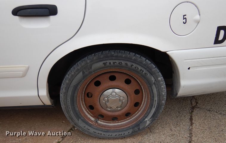 image for item JJ9698 2009 Ford Crown Victoria Police Interceptor