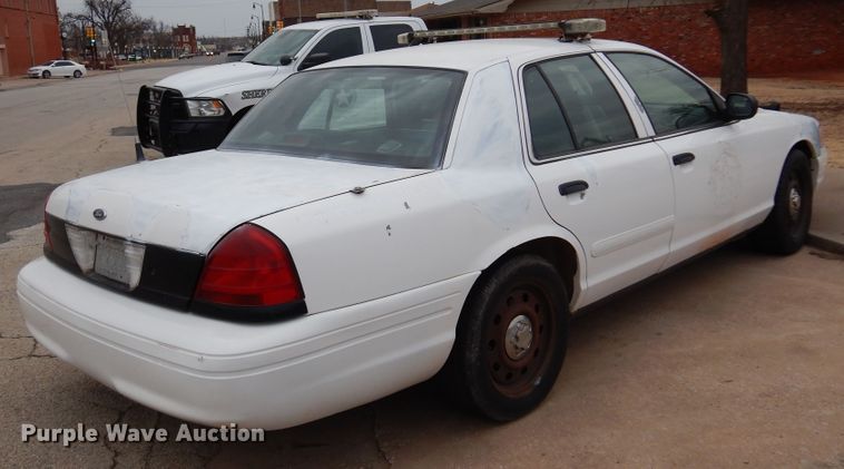 image for item JJ9699 2007 Ford Crown Victoria Police Interceptor