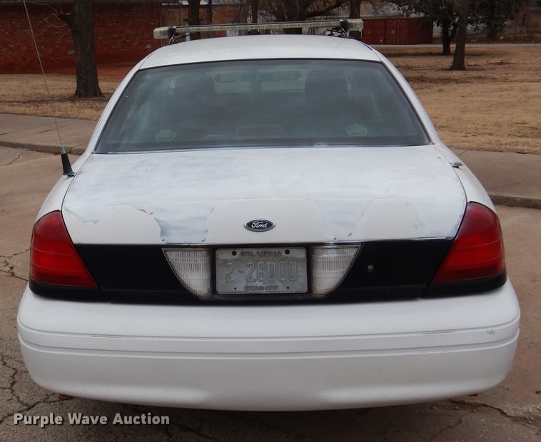 image for item JJ9699 2007 Ford Crown Victoria Police Interceptor